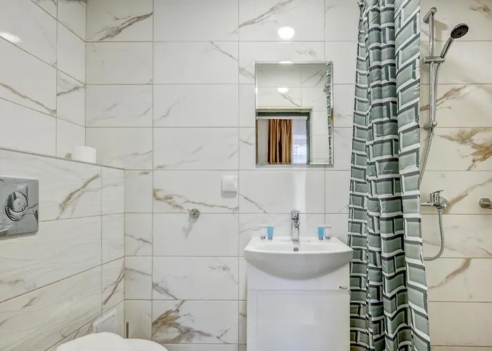 Проживание в семье Just *