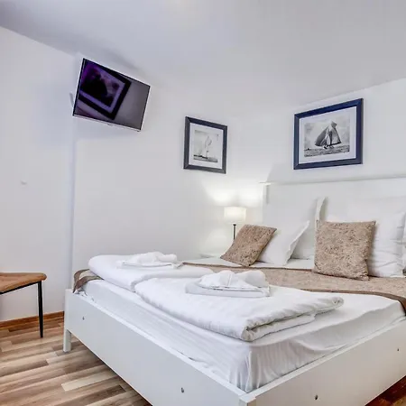 Частна квартира Just